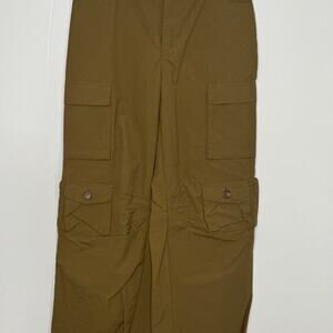 Olive cargo pants with adjustable